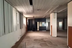#2638371 Negozio con corte e deposito interrato