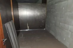 #2638371 Negozio con corte e deposito interrato