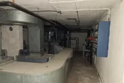 #2638371 Negozio con corte e deposito interrato