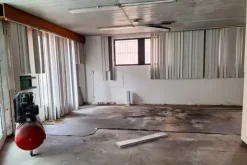 #2638371 Negozio con corte e deposito interrato