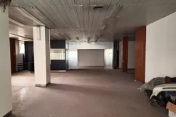 #2638371 Negozio con corte e deposito interrato