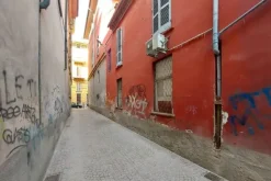 #21626 Negozio con magazzini in centro storico
