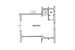 #25686 Negozio con magazzino e due posti auto