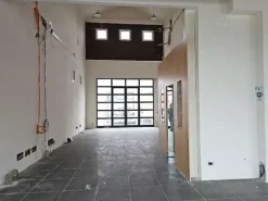 #2537047 Negozio con posti auto nel porto di Marina di Ravenna