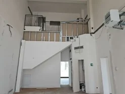 #2537047 Negozio con posti auto nel porto di Marina di Ravenna