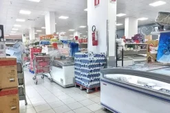 #2537369 Negozio e cantina in edificio polifunzionale
