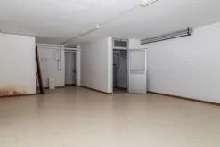 #15567 Negozio e magazzino interrato in centro storico