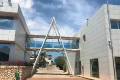 #7746 Negozio e showroom in complesso commerciale