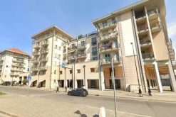#2638328 Negozio (sub 59) in edificio polifunzionale