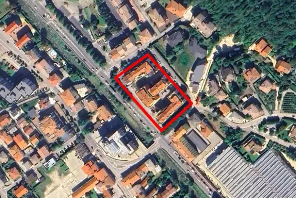 #2536115 Negozio (sub 206) in edificio polifunzionale