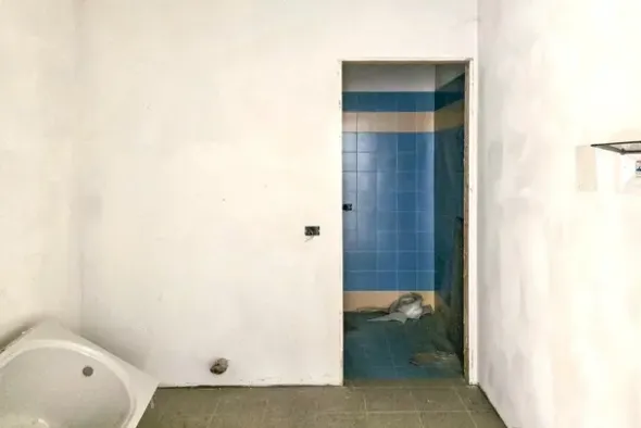 #2536117 Negozio (sub 214) in edificio polifunzionale