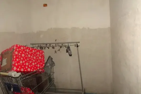 #2638330 Negozio (sub 61) in edificio polifunzionale