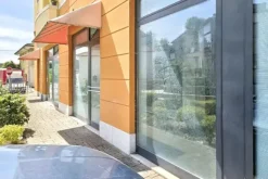 #2536110 Negozio (sub 10) in edificio polifunzionale