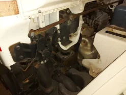 4#5641 Nissan Cabstar con piattaforma aerea Isoli
