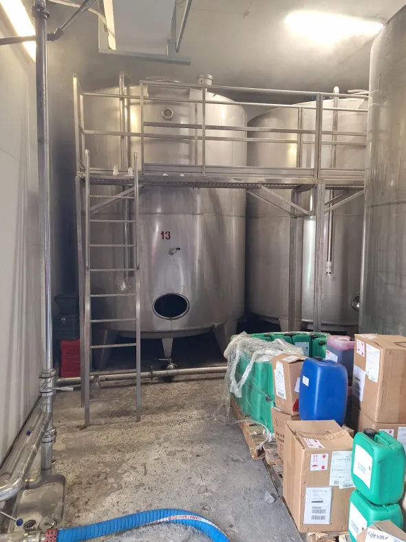 N°33 SERBATOI INOX DA HL.220