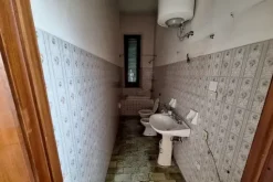 #24060 Opificio artigianale con mobili e appartamenti