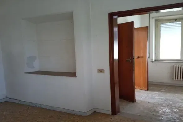 #24532 Opificio con appartamenti