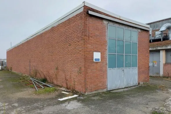 #14819 Opificio con arredi ufficio in zona industriale