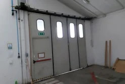 #14819 Opificio con arredi ufficio in zona industriale