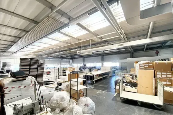 #24599 Opificio con showroom uffici e corte privata