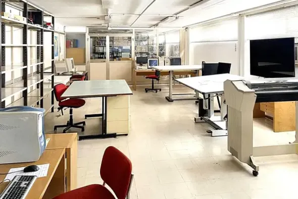 #24599 Opificio con showroom uffici e corte privata