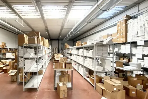 #24599 Opificio con showroom uffici e corte privata