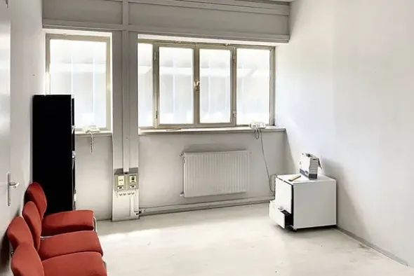 #24599 Opificio con showroom uffici e corte privata