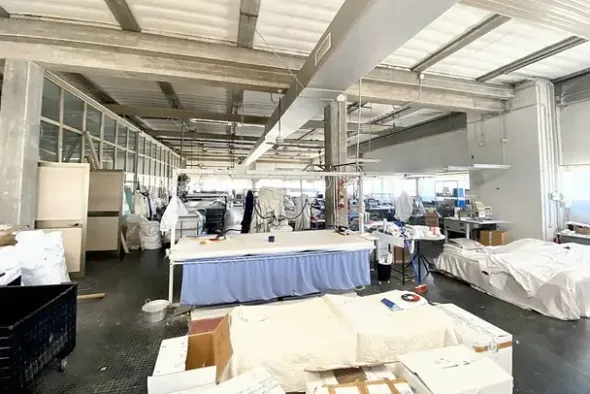 #24599 Opificio con showroom uffici e corte privata