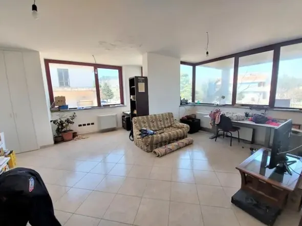 #16022 Opificio con uffici e autorimessa
