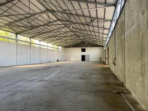 #20048 Opificio industriale con accessori ed area di pertinenza