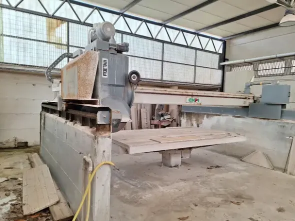 #2537076 Opificio Industriale con Alta Visibilità autostrada A14