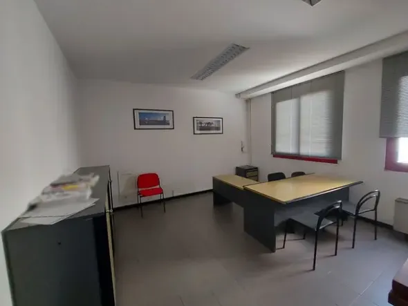 #19018 Opificio industriale con corte esterna