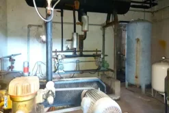 #23430 Opificio industriale con pertinenze e terreni