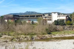 #23430 Opificio industriale con pertinenze e terreni
