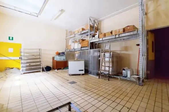 #20747 Opificio industriale con porzione di terreno