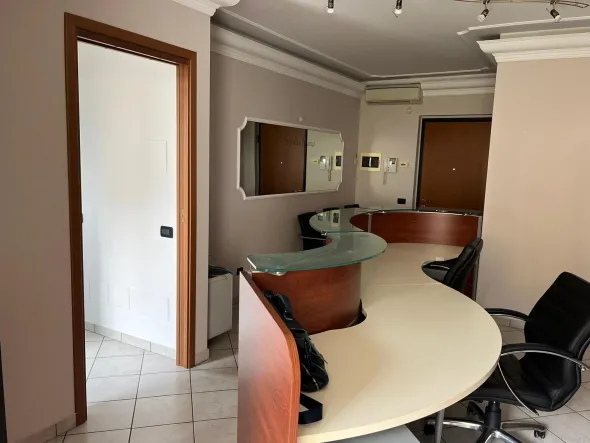 Ornago - Ufficio di ca 60 mq