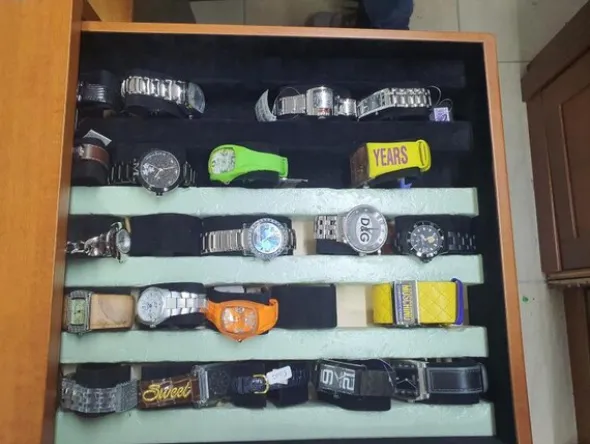 3#5945 Orologi da polso