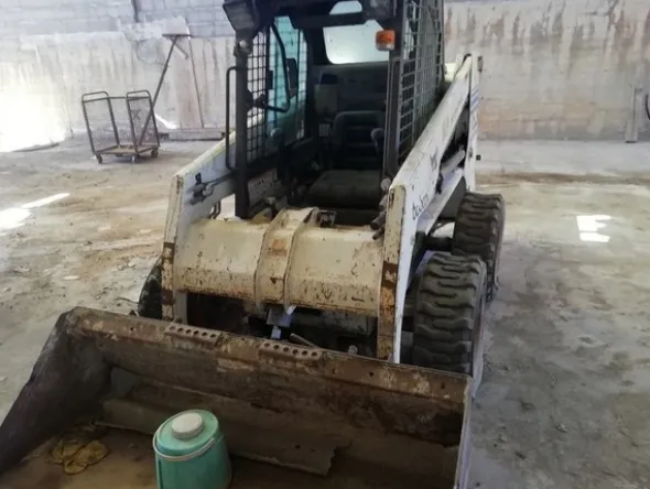 35#4854 Pala Bobcat