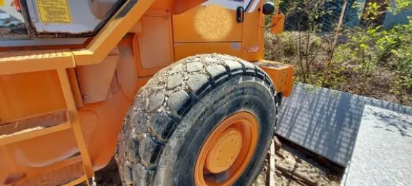 1#5575 Pala caricatrice Fiat Hitachi FA 130.2
