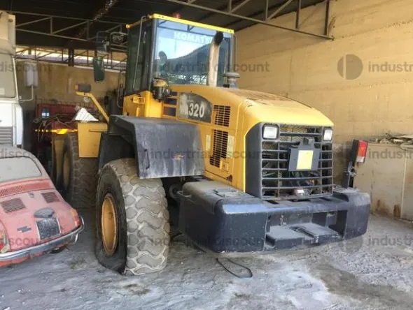 1#97800 Pala gommata Daewoo e Komatsu