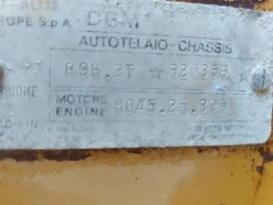 17#7037 Pala gommata Fiat Hallis