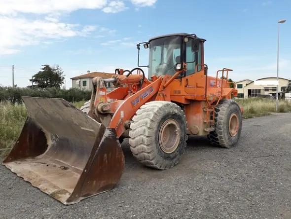 2#6217 Pala gommata Fiat Hitachi