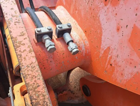 1#8492 Pala gommata Fiat Kobelco W 170