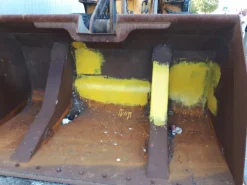 Pala gommata JCB 456, anno 2010, 16.000 ore
