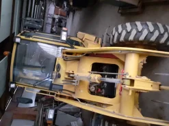 PALA GOMMATA KOMATSU WB70A