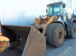 Pala gommata Liebherr L 544, anno 2001