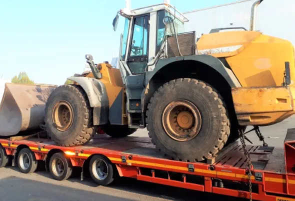 Pala gommata Liebherr L 544, anno 2001