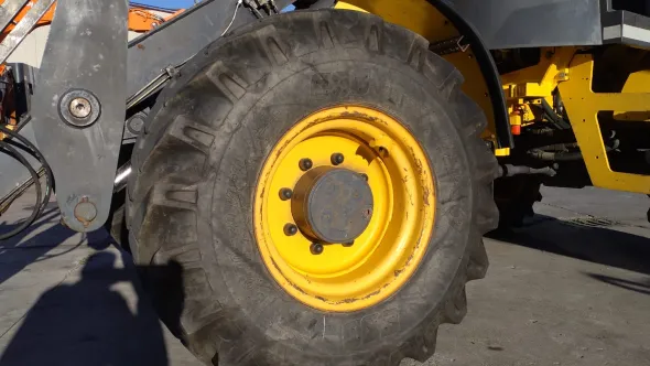 Pala gommata New Holland W80TC
