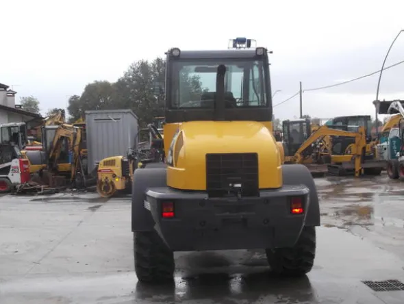 1#3600 Pala Komatsu WA100 M-5