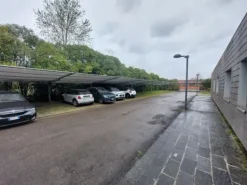 #2639425 Palazzina direzionale su tre livelli con ampia corte